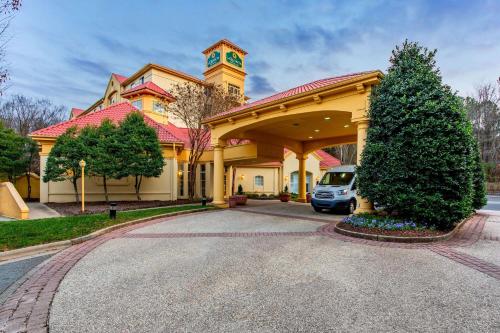 Photo - La Quinta by Wyndham Raleigh/Durham Southpoint