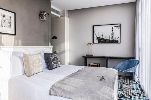 1 queen bed