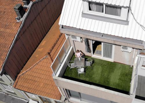  Beautiful 1 Bedroom Duplex Apartment in Porto