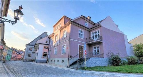 Vila Nikola Kraliky