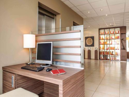 ibis Hotel Friedrichshafen Airport Messe - image 6