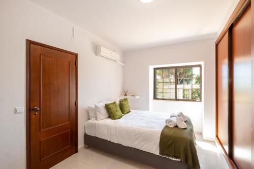 Casa Katarina - Private Villa - Heated pool - Free Wifi - Air Con