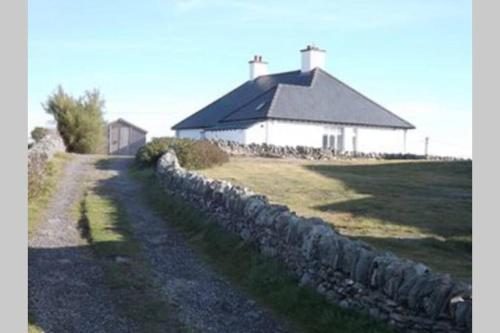 THE CREST- 4 BED SEA VIEW PROPERTY -TREARDDUR BAY