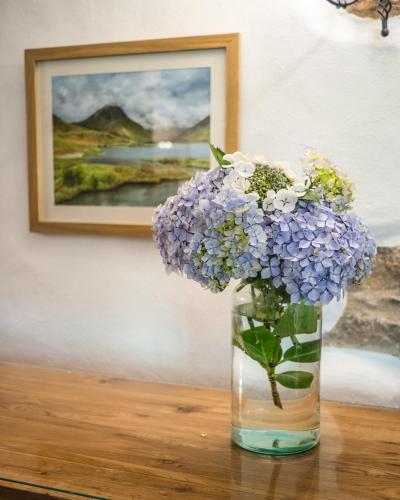 The Wayside and Whisky Barn - image 7