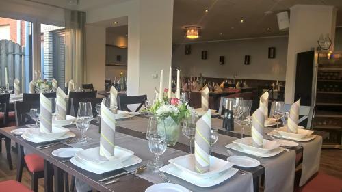 餐廳, Hotel - Restaurant Veldscholten in 林根(埃姆斯)