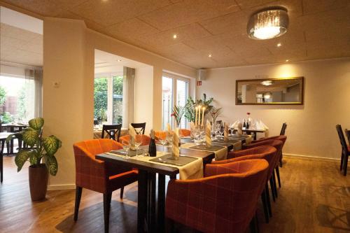 餐廳, Hotel - Restaurant Veldscholten in 林根(埃姆斯)