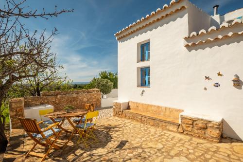 Villa Monte Algarvio - Private Heated Pool - wifi in Tunes