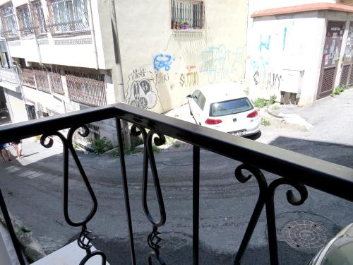 Istanberry - Paradise Flats - image 2