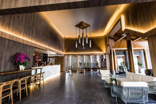 252060216 The Teak Hotel