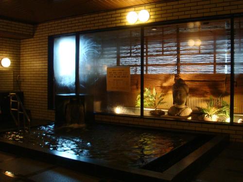 Ryokan Asukasou at the entrancne of Nara park