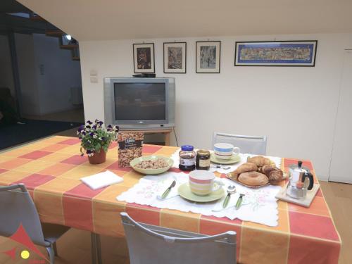 Зручності, CASAVELLINO: il tuo spazio moderno in centro in Авелліно