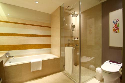 room detail thumbnail 2