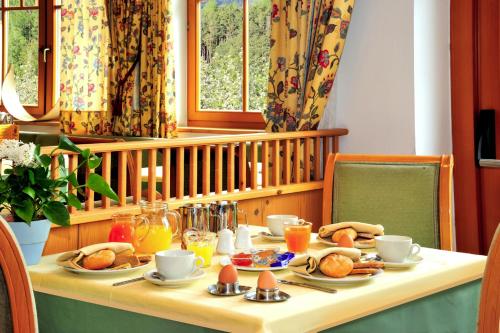 Ēdiens un dzērieni, Hotel Flotscherhof in Naz-Sciaves