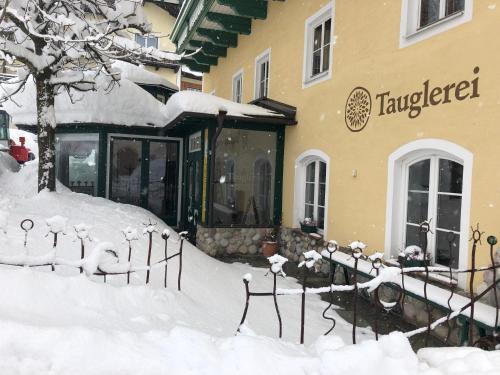 Tauglerei Appartement Enzian in den Zauberbergen in Sankt Koloman