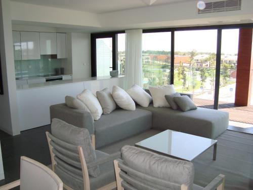 Troia Residence by The Editory Apartamentos Acala
