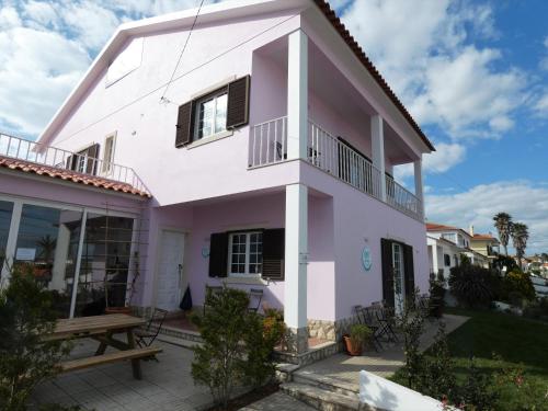 Omassim Yoga, Veggie & Surf Guesthouse - Casa ROSA chambre d'hôte Areia