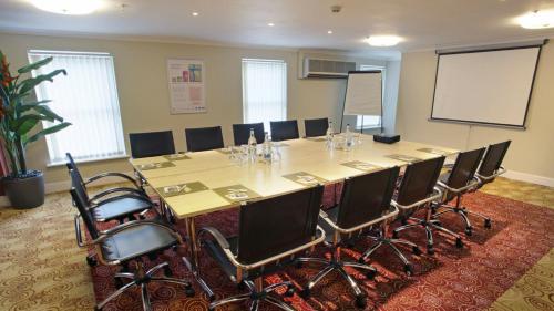 Holiday Inn Milton Keynes East M1 Junc 14 an IHG Hotel - image 13