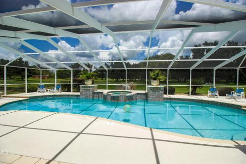 Spacious modern pool home, Family & Golf trips - 4727 home