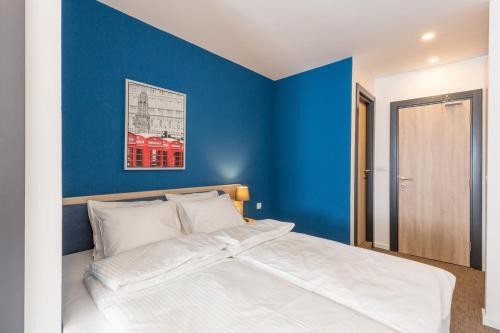 Premium Crown Suites Room Type - Budget Double Room