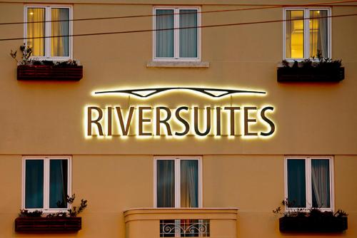 Riversuites