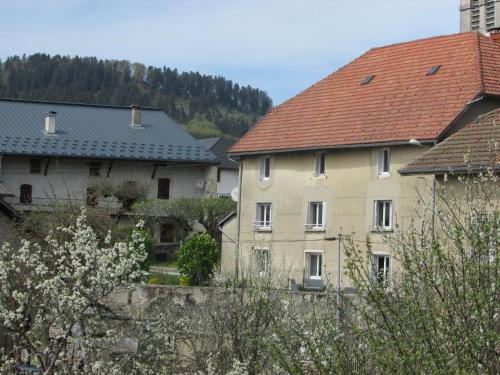 Le Clos Marie - Accommodation - Brénod