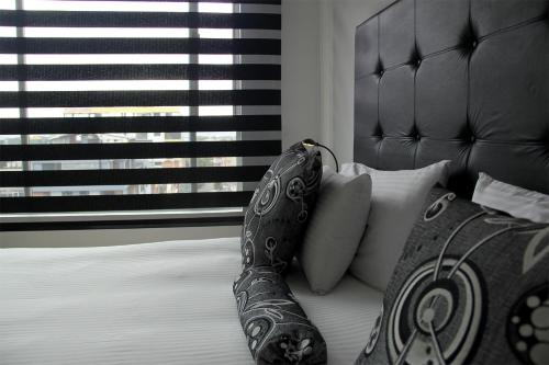 Standard Single Room image 10