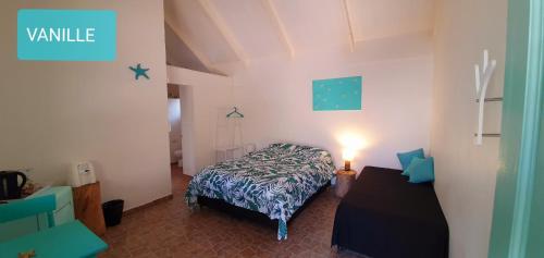 Hotel & Apartments "CHEZ HIVA"