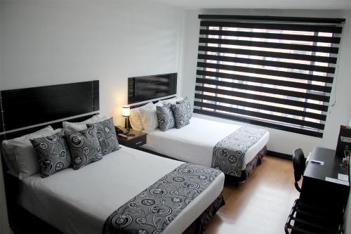 Standard Double Room image 10