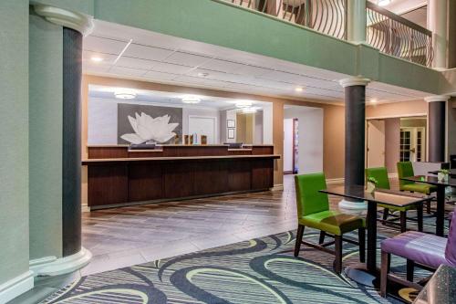 La Quinta Inn & Suites Raleigh Durham Intl AP