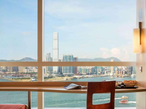 Hotel ibis Hong Kong Central and Sheung Wan
