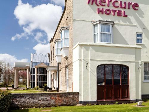 Mercure York Fairfield Manor Hotel