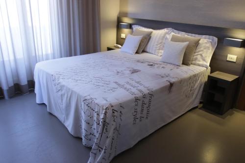 Hotel Crystal - image 11