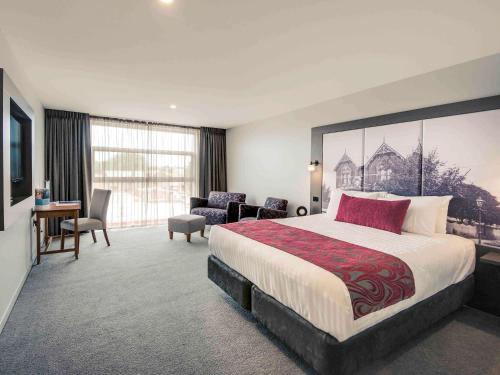 Superior Room with Two Queen Beds