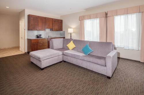 La Quinta by Wyndham Inglewood - image 11