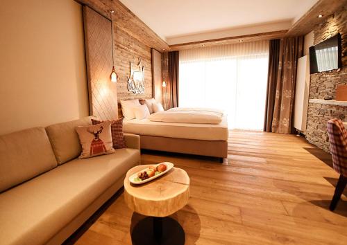 Spessart-Lodge Room Type - Deluxe Double Room with Balcony