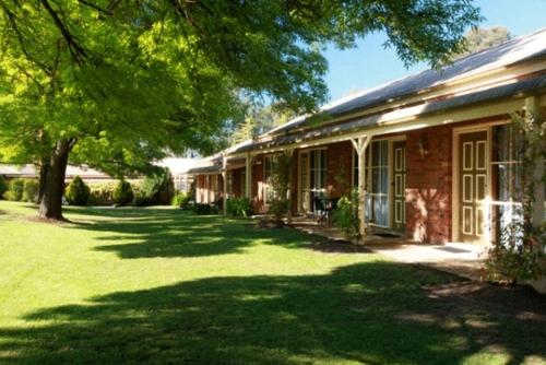 Mansfield Valley Motor Inn - Accommodation - Mansfield