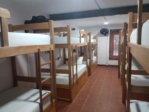 Purple Monkey Hostel – Medellin, VT