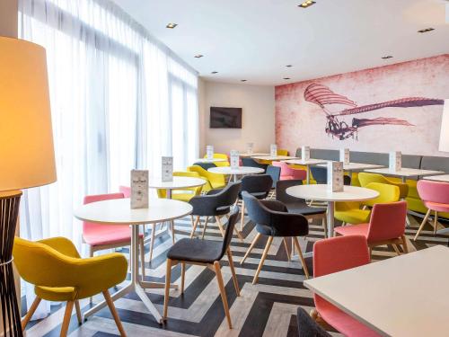 ibis Styles London Heathrow Airport - image 2