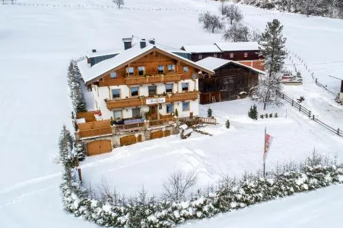 Ferienwohnungen Behamhof in Neukirchen am Großvenediger, Österreich