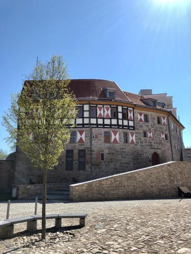 Burghotel Scharfenstein - Hotel - Leinefelde