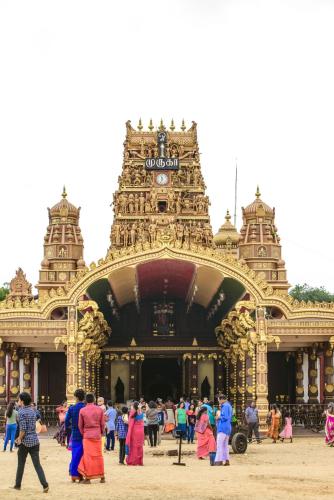 252254883 Thambu Illam