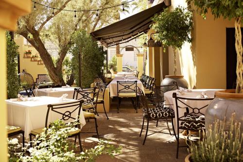 Bespoke Inn Scottsdale