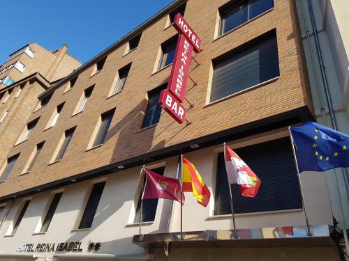 Hotel Reina Isabel, Medina del Campo bei Pajares de Adaja