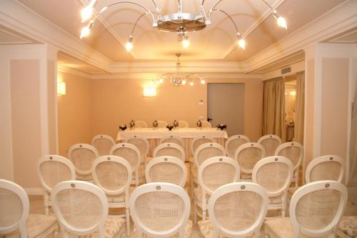 Palace Hotel Vieste - image 7