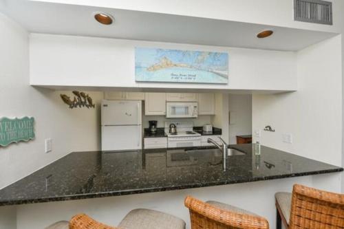 SUNSET TERRACE 103 condo - image 8