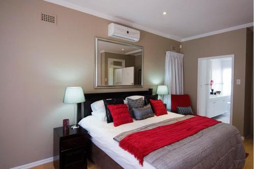 La Loggia Bed and Breakfast on Portland photo
