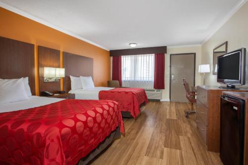 Ramada by Wyndham Tampa Westshore Airport South