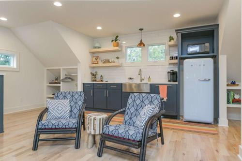 Calvin Garden Getaway