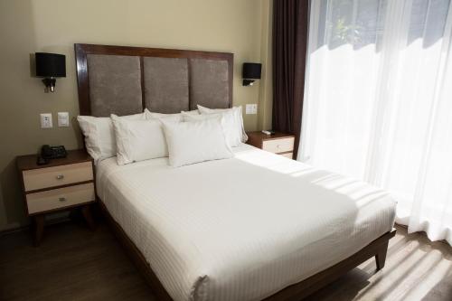 Suites Lerma 205 Suites Lerma 205 is a popular choice amongst travelers in Mexico City, whether exploring or just passing through. The property features a wide range of facilities to make your stay a pleasant experien