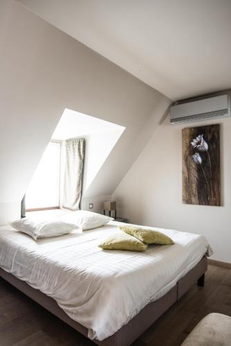 Hotel De La Paix - image 3